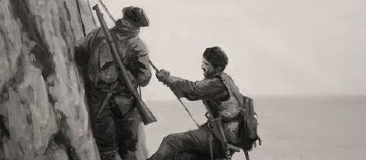 Cubierta de 'Los cañones de Navarone', de Alistair Maclean