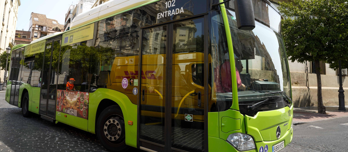 Autobús de Aucorsa