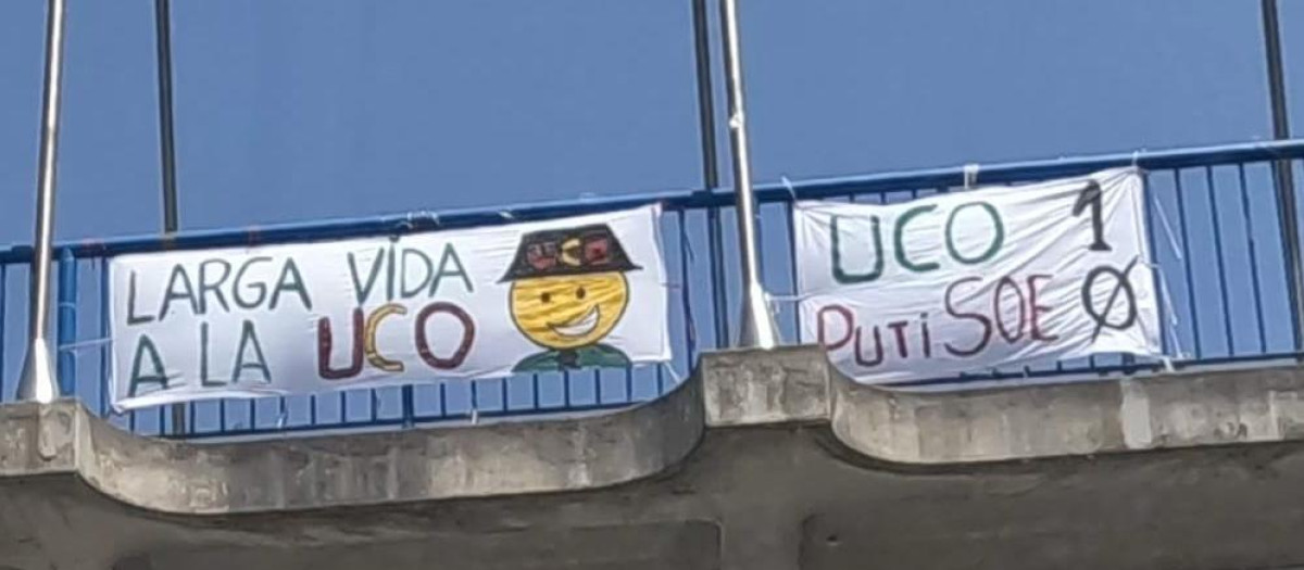 Pancarta que ha aparecido en la Ronda Este de Pamplona