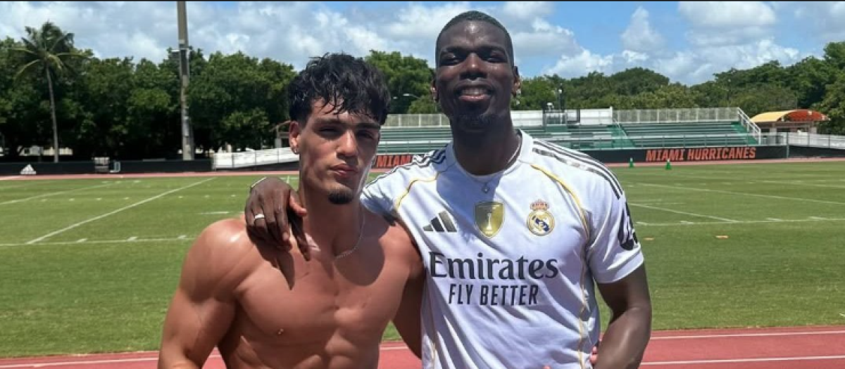 Paul Pogba junto al futbolista Juan Arango