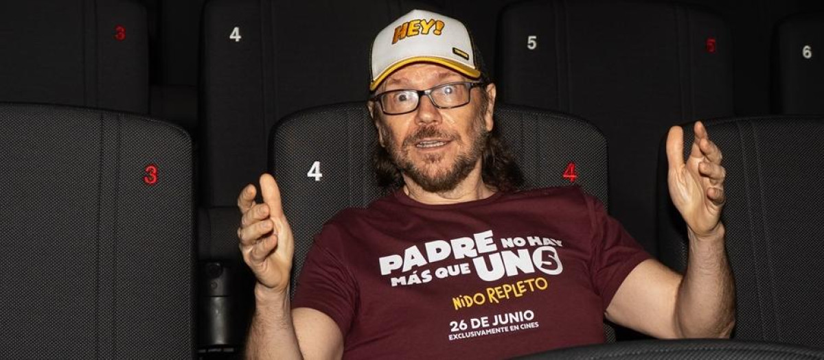 Imagen de Santiago Segura antes del preestreno de Padre no hay más que uno 5, en el centro comercial MN4 de Alfafar, Valencia