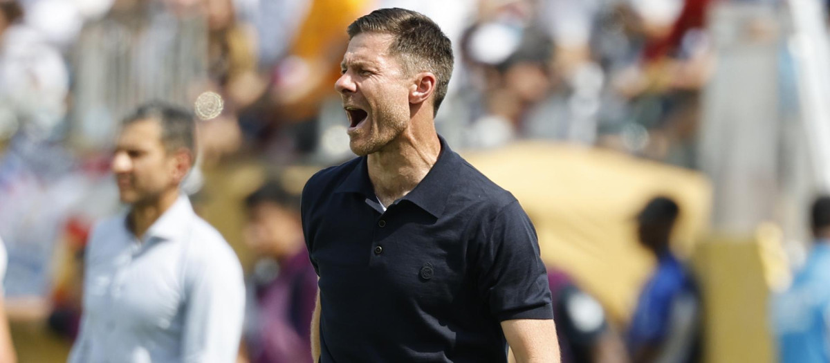 Xabi Alonso, durante el partido entre Real Madrid y Pachuca