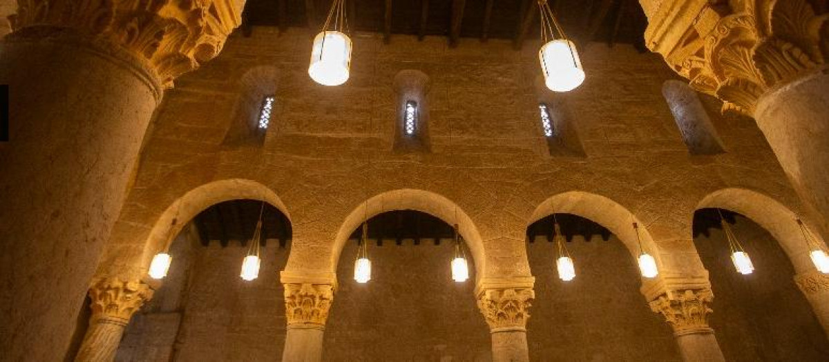 Nueva iluminación de la iglesia más antigua de España