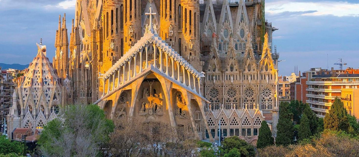Cubierta de 'La sagrada familia'