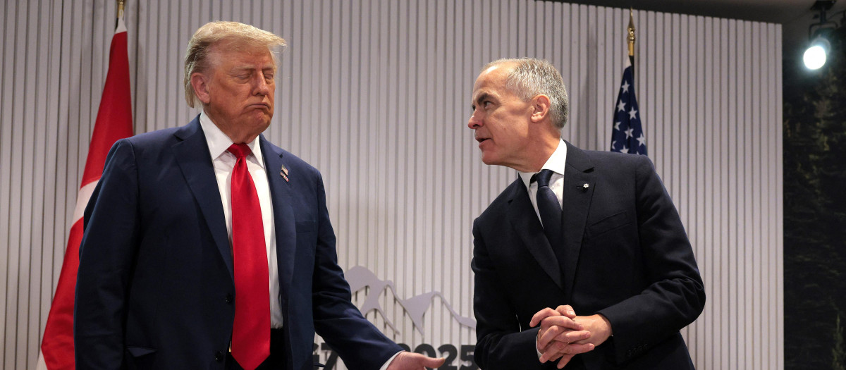 Donald Trump junto al primer ministro de Canadá, Mark Carney