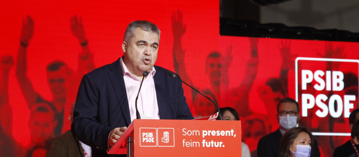 El secretario de Organización del PSOE, Santos Cerdán, durante la segunda jornada del 14º Congreso del PSIB-PSOE
