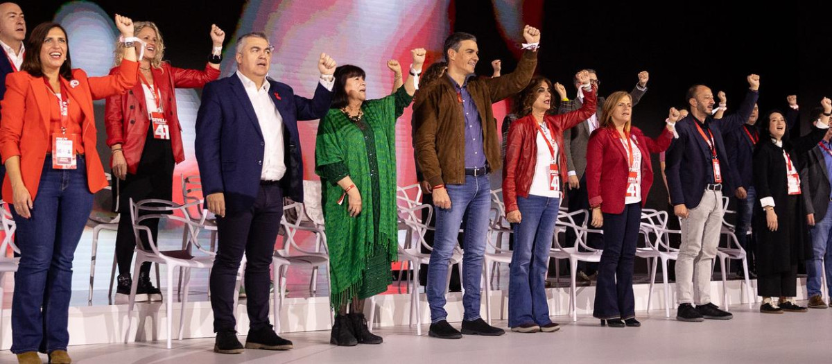 La clausura del Congreso Federal del PSOE, en el que Sánchez ratificó a Cerdán