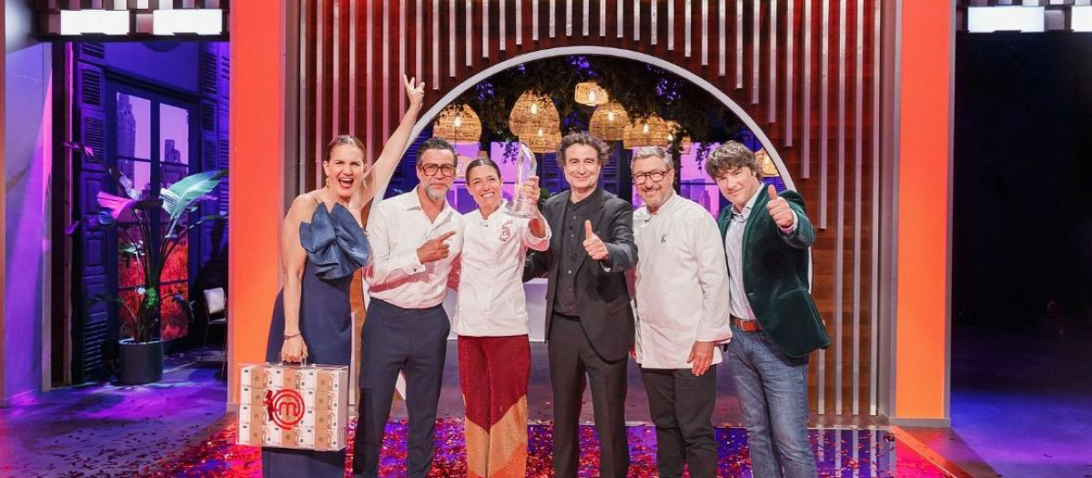 Gabriela se corona como la ganadora de MasterChef 13