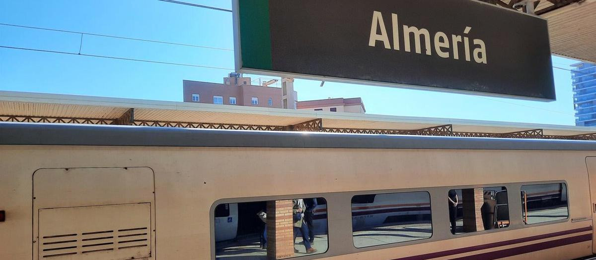 Estación de tren de Almería