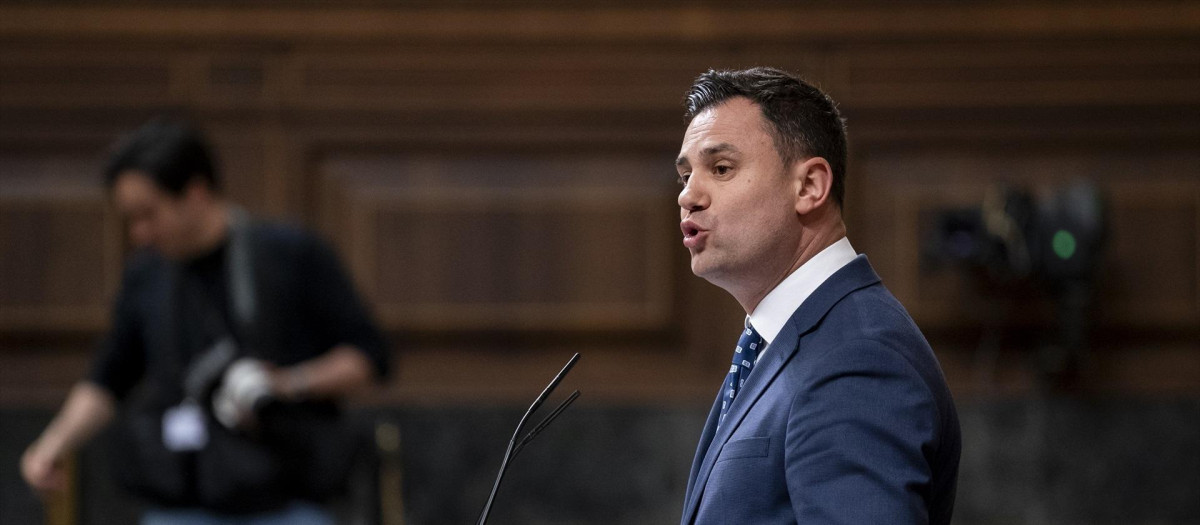 El diputado del PSOE Javier Alfonso Cendón durante una sesión plenaria en el Congreso