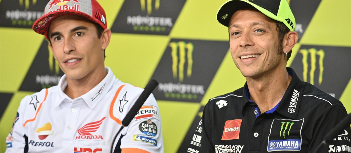 Marc Márquez y Valentino Rossi en sala de prensa