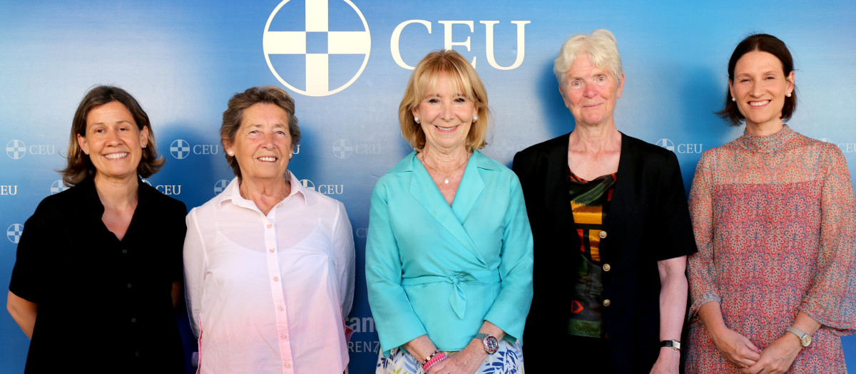 Invitadas a la mesa redonda de los cursos de verano del CEU