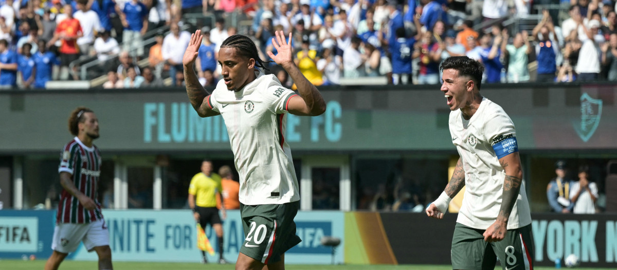 João Pedro pide perdón al Fluminense tras anotar un gol