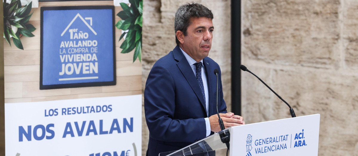 Imagen de Carlos Mazón durante su intervención hoy sobre el programa de garantías del IVF para la adquisición de viviendas