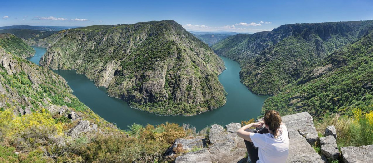 Cañón del Sil en la gallega Ribeira Sacra desde un fabuloso mirador.
