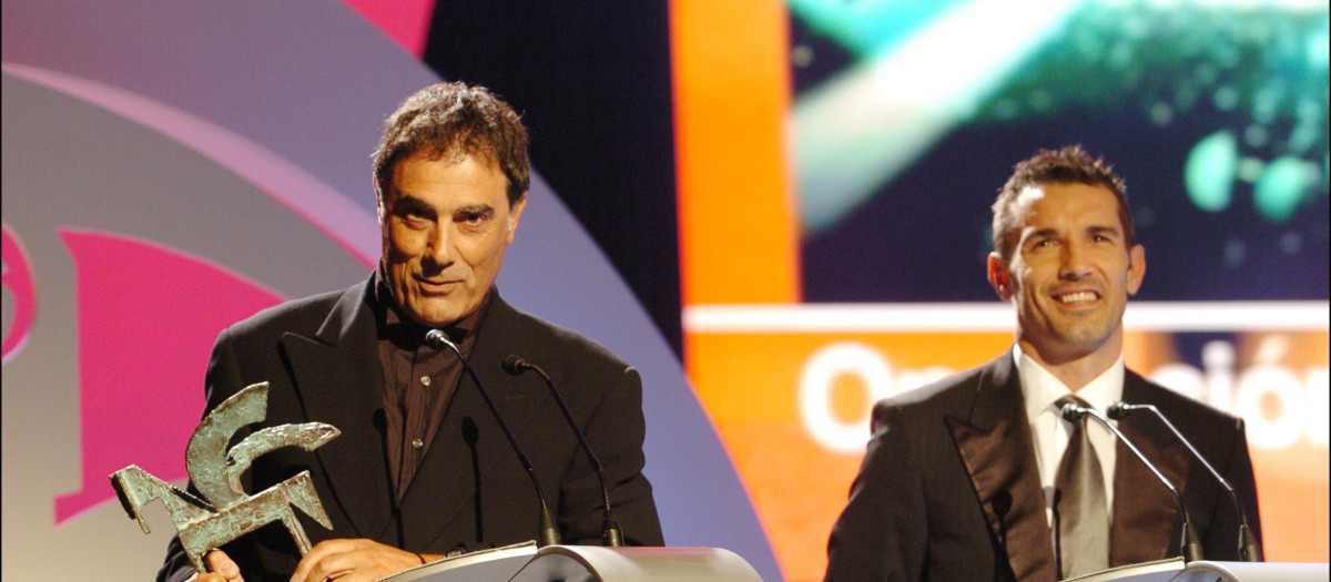 El productor de televisión Toni Cruz, a la izquierda