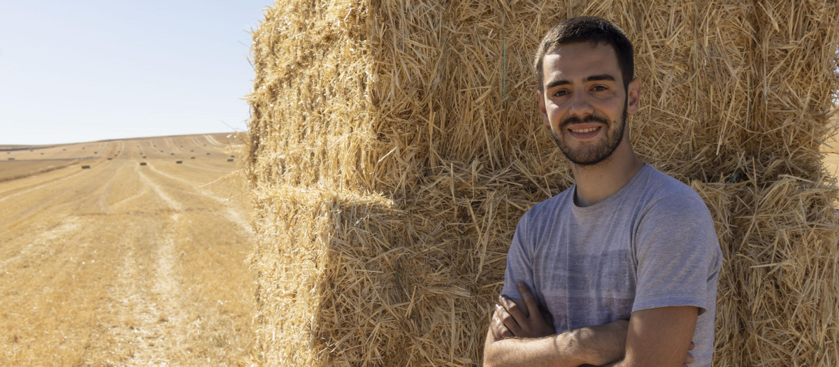 El agricultor Miguel Pollo, de 23 años