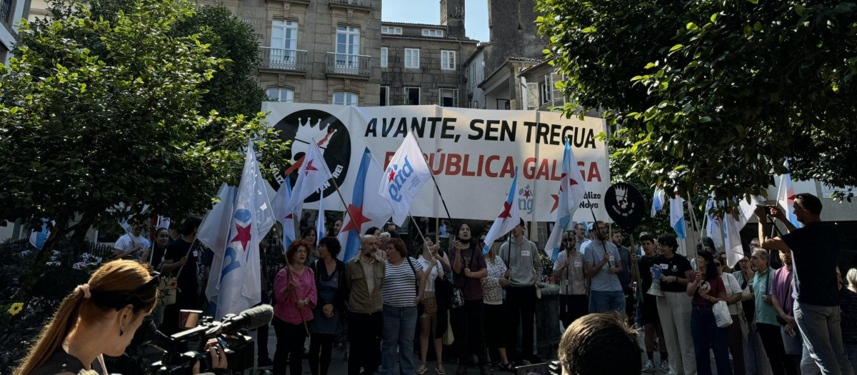 Protesta del BNG en Santiago contra Leonor