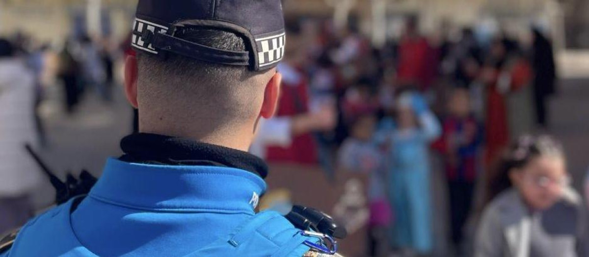 Un agente de la Policía Local de Aranda de Duero, en una imagen de archivo