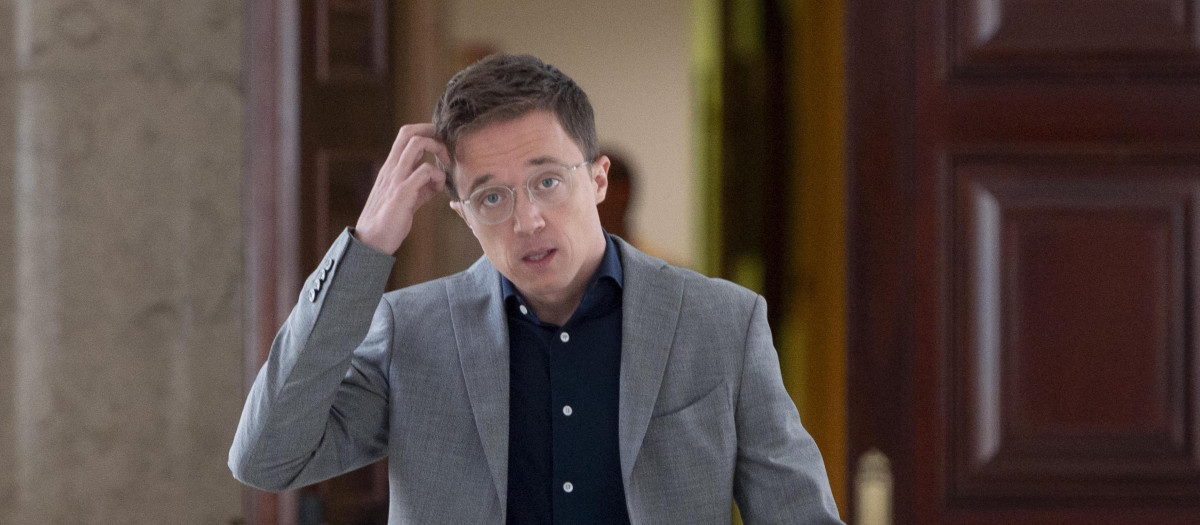 (Foto de ARCHIVO)
El diputado de Sumar, Iñigo Errejón, a su llegada a una reunión de la Junta de Portavoces, en el Congreso de los Diputados, a 1 de octubre de 2024, en Madrid (España).

Alberto Ortega / Europa Press
01/10/2024