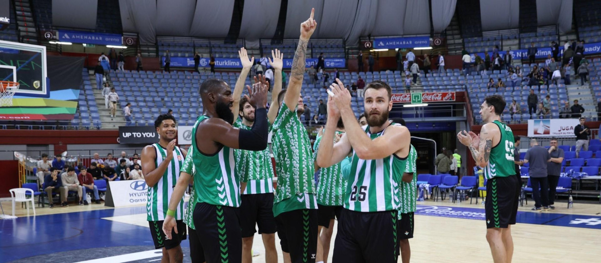El Real Betis obligado a mantenerse en la segunda categoría del baloncesto español