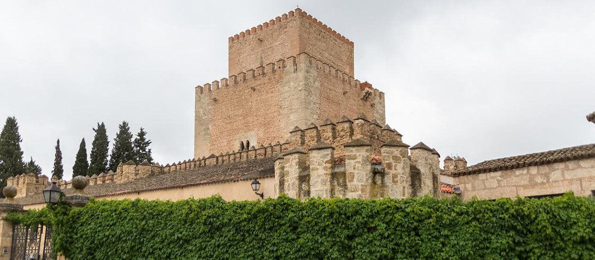 Castillo de Enrique II de Castilla, hoy Parador Nacional.