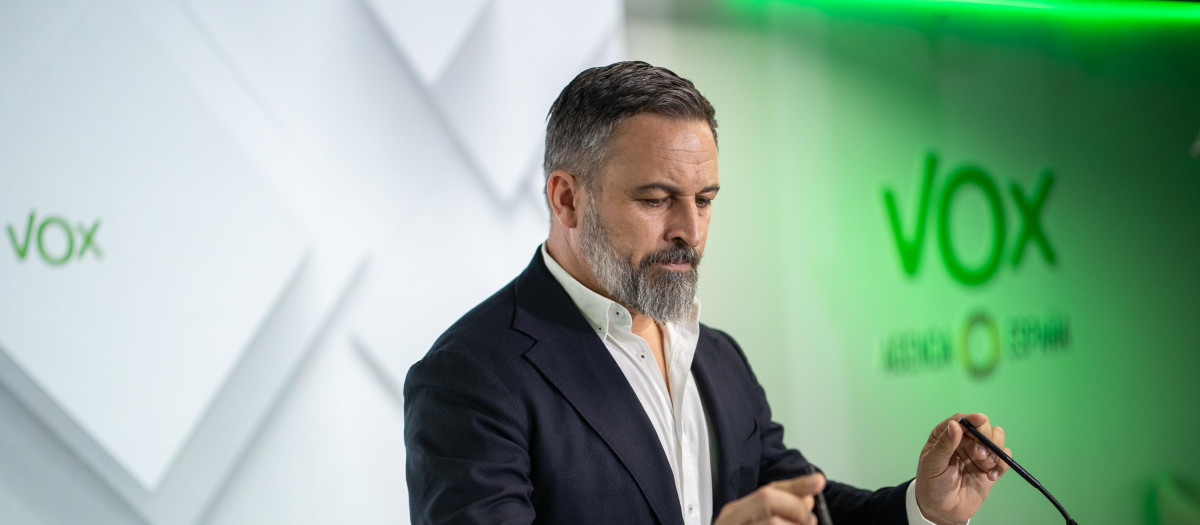 Abascal señala que el PP «se iguala» con el PSOE