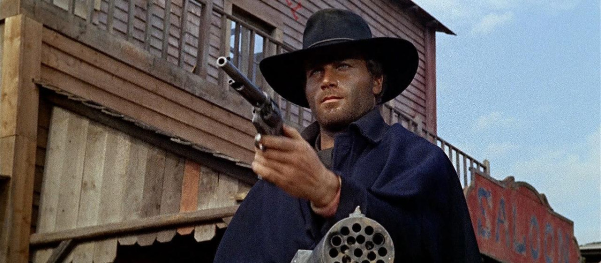 Django, dirigida por Sergio Corbucci (1966)