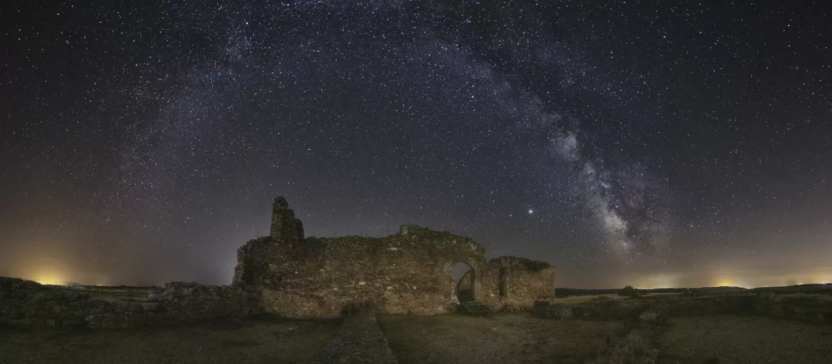 Recópolis bajo las estrellas