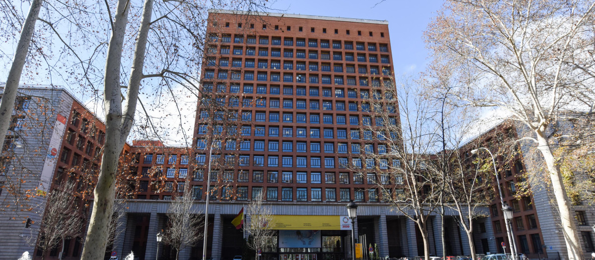 El edificio que acoge la sede del Ministerio de Sanidad ya es BIC