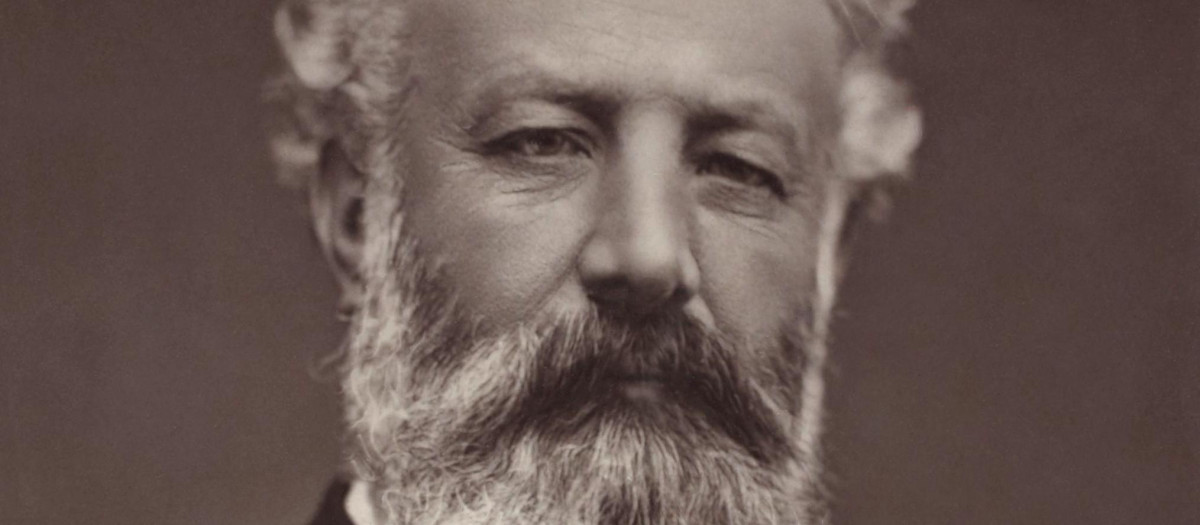 Julio Verne