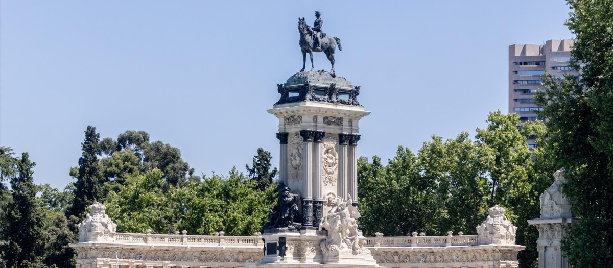 Barcas en el estanque del Parque de El Retiro