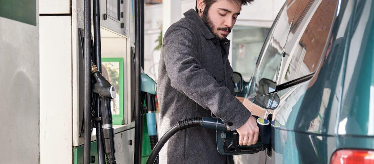 Los mecánicos nunca recomiendan llenar el depósito hasta arriba