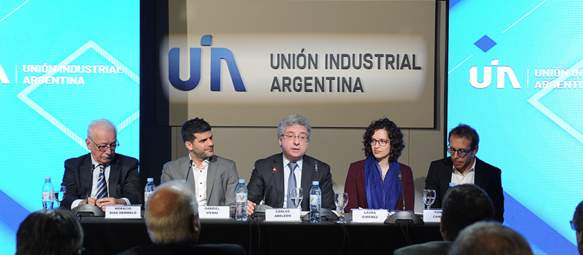 Presentación de la industria Unión Industrial Argentina