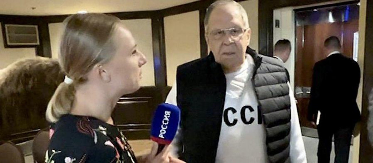 Sergey Lavrov, canciller de Rusia, a su llegada a Alaska