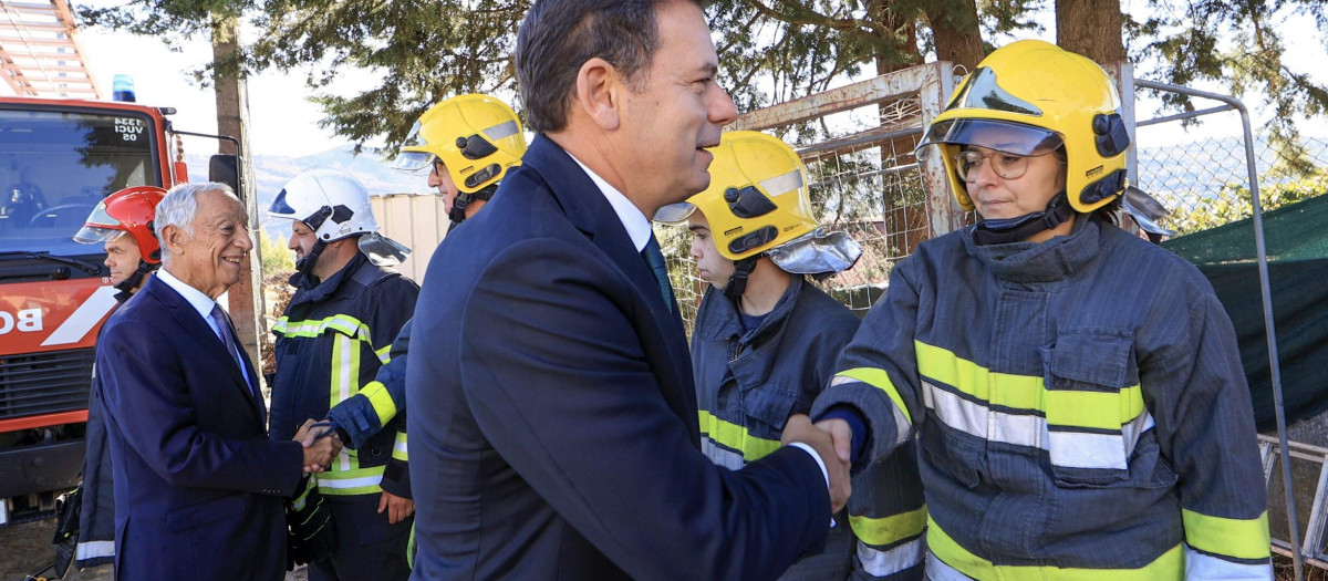 Marcelo Rebelo de Sousa, primer ministro y Luís Montenegro, primer ministro de Portugal
