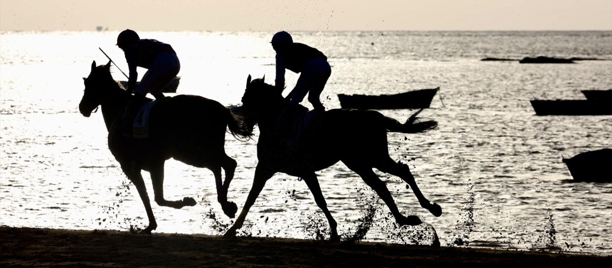 Las carreras de caballos de Sanlúcar de Barrameda.