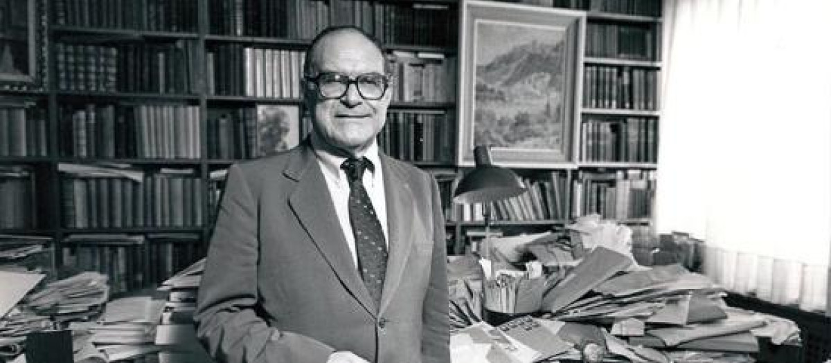 Retrato de Julián Marías