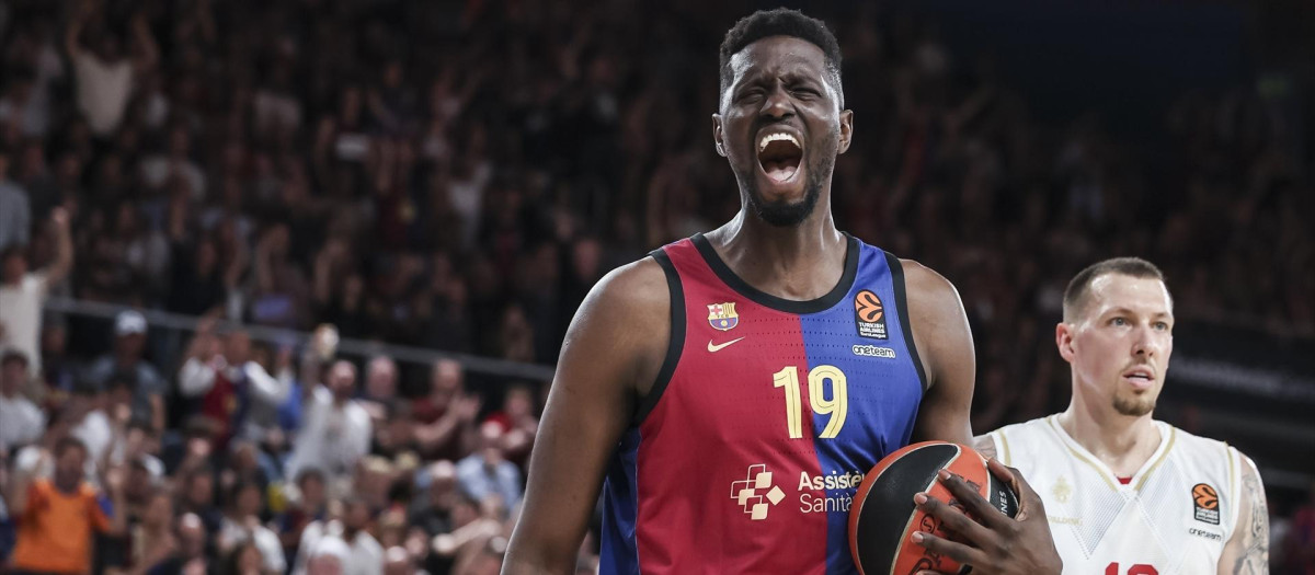 Youssoupha Fall, en un partido con el Barça Basket la pasada temporada