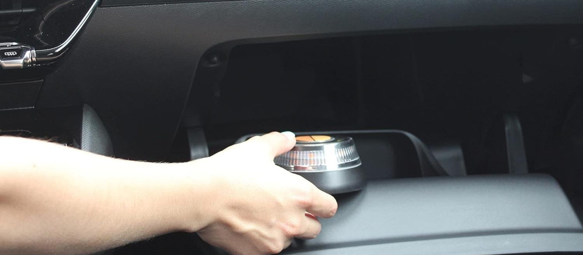 El interior del coche no es el mejor sitio para guardarla