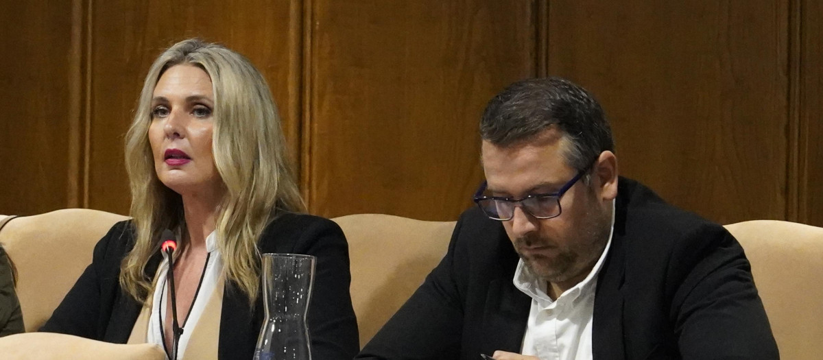 Los concejales de Vox en el Ayuntamiento de Ponferrada, Patricia González, y Gerardo González, en una foto de archivo