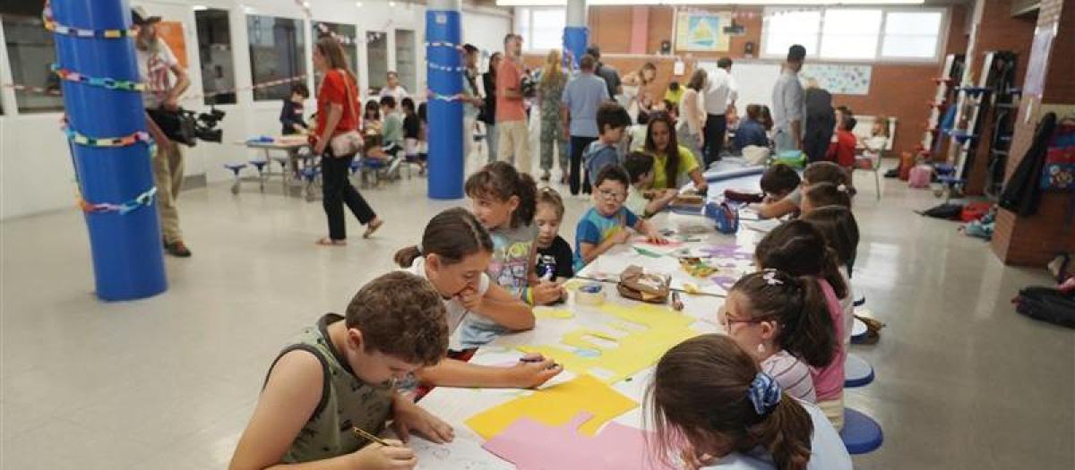 Un grupo de alumnos del colegio Cardenal Mendoza de Valladolid, en una imagen de archivo