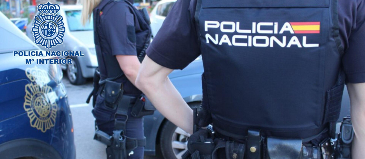 Agentes de Policía Nacional (Foto de archivo)