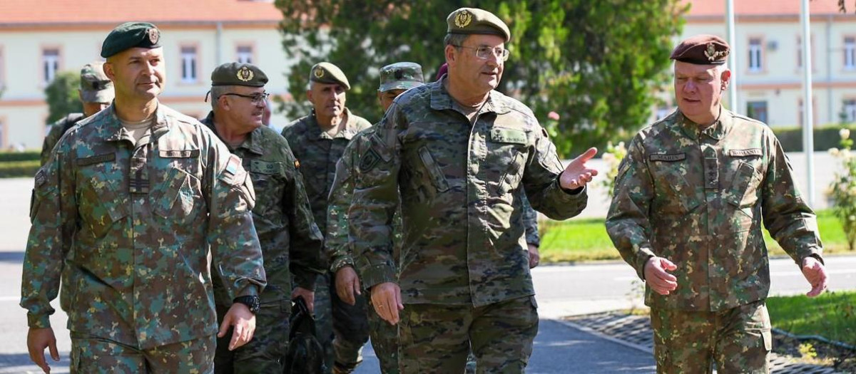 España y Rumanía refuerzan su cooperación militar con la visita oficial del Jefe de Estado Mayor del Ejército (JEME)