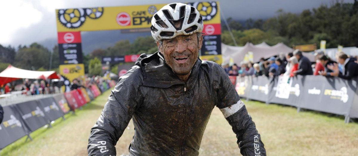 Luis Enrique, en una prueba ciclista celebrada en 2023 en Ciudad del Cabo (Sudáfrica)