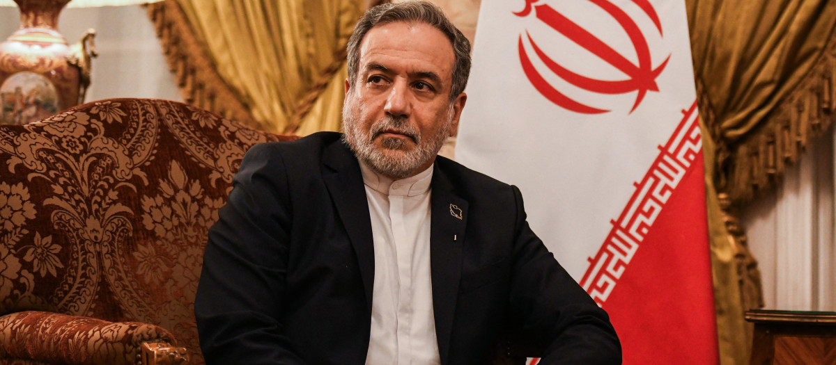 El ministro iraní de Exteriores, Abás Araqchí, en Egipto