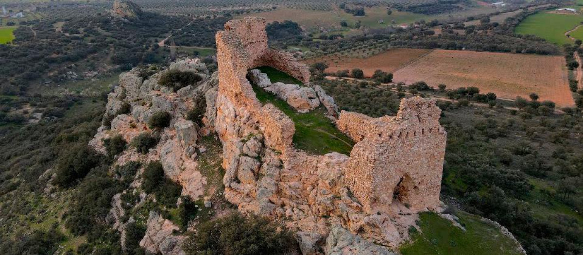 Castillo Dos Hermanas, Navahermosa, Toledo