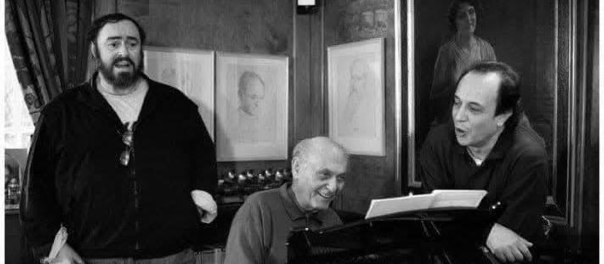 Pavarotti junto con el barítono Leo Nucci en los ensayos de Otello