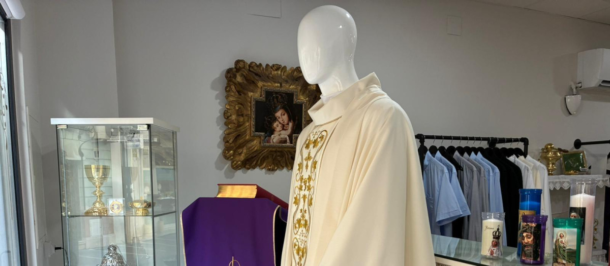 Priodecor, nuevo establecimiento cofrade en Cabra