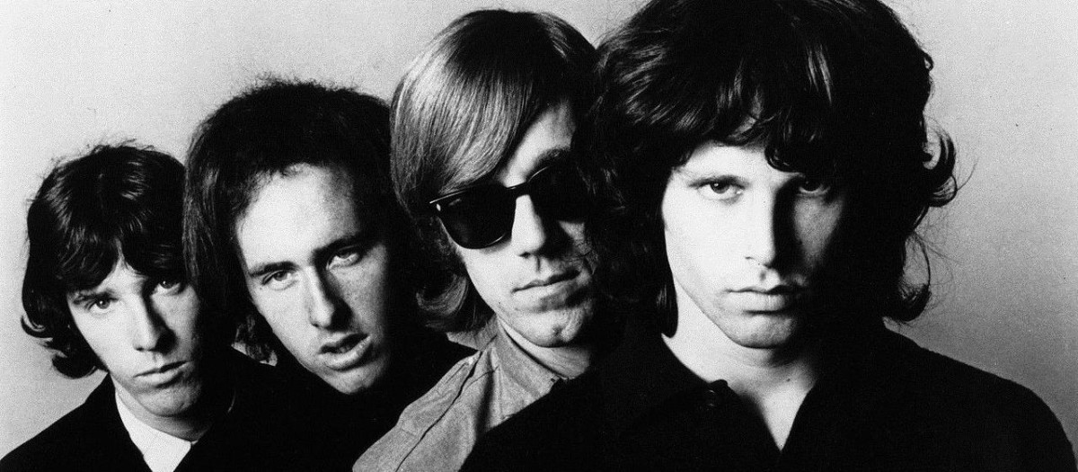 Imagen promocional para el álbum debut de The Doors
